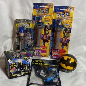 DC Comics Black and Yellow Batman PEZ Bundle